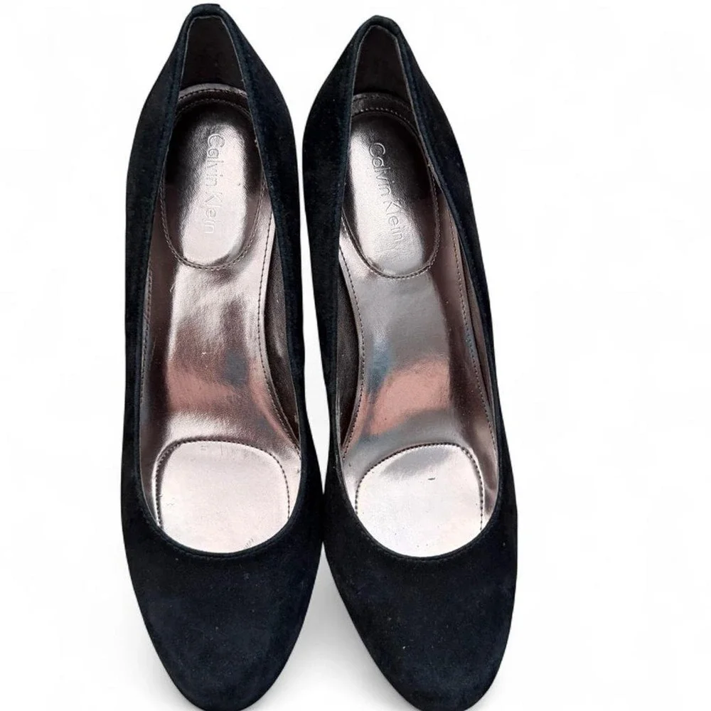 Calvin Klein Odette Black Suede Platform Pumps Heels Size 7.5M F2080 H10